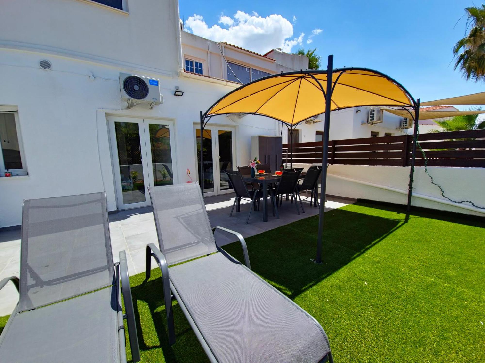 Oroklini Star 200Metres From The Sandy Beach Larnaca Esterno foto