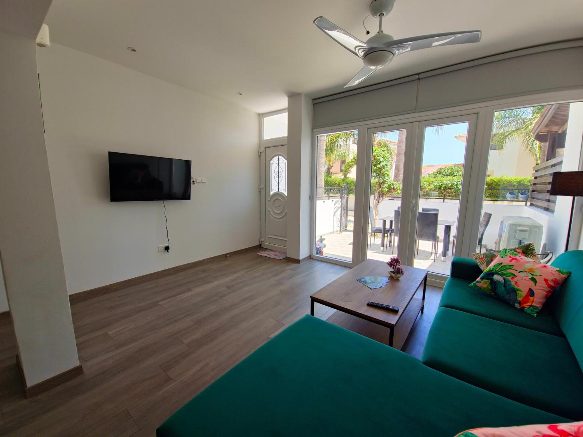 Oroklini Star 200Metres From The Sandy Beach Larnaca Esterno foto